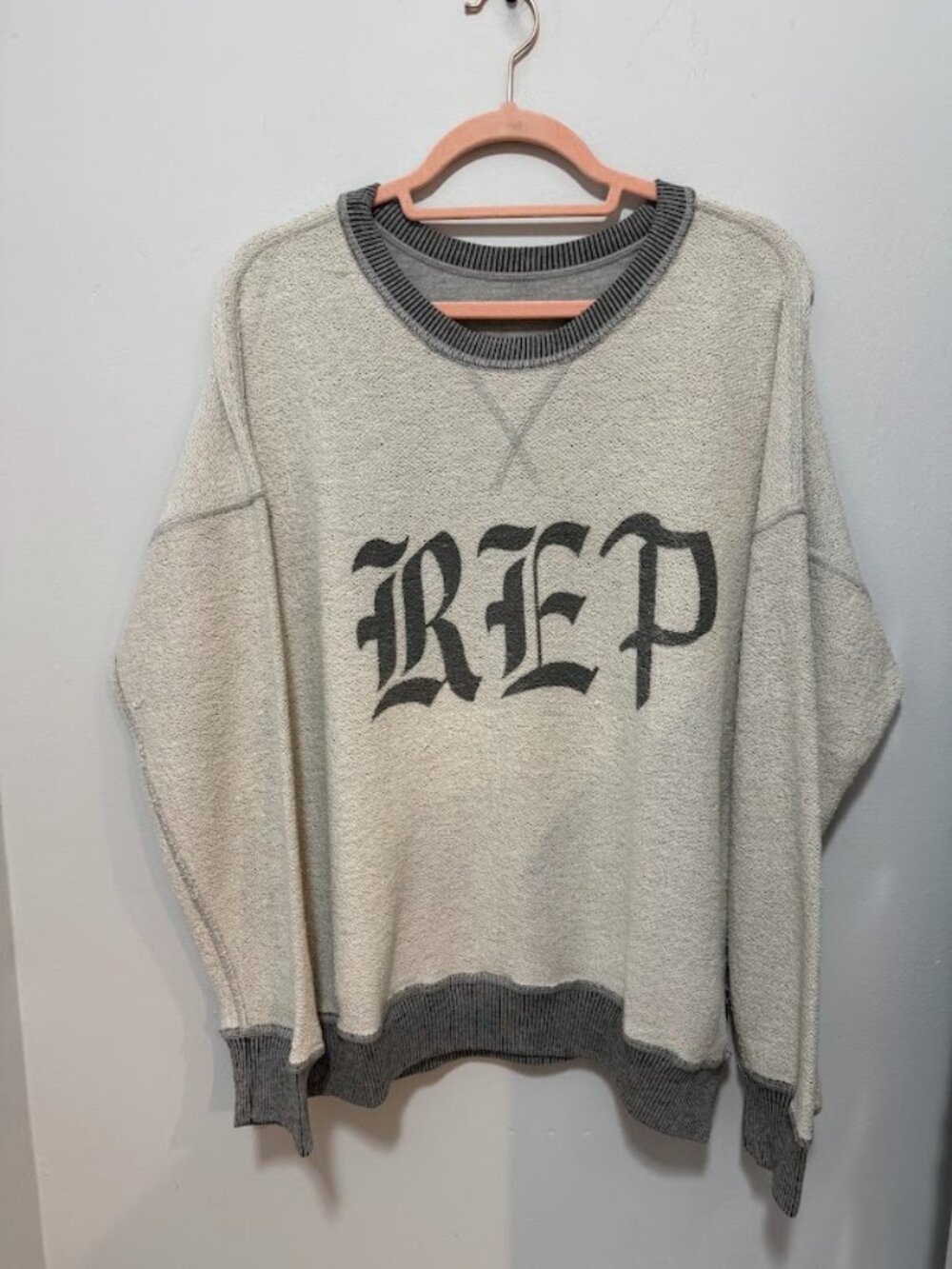Taylor Swift: reputation Reversible Terry Pullover